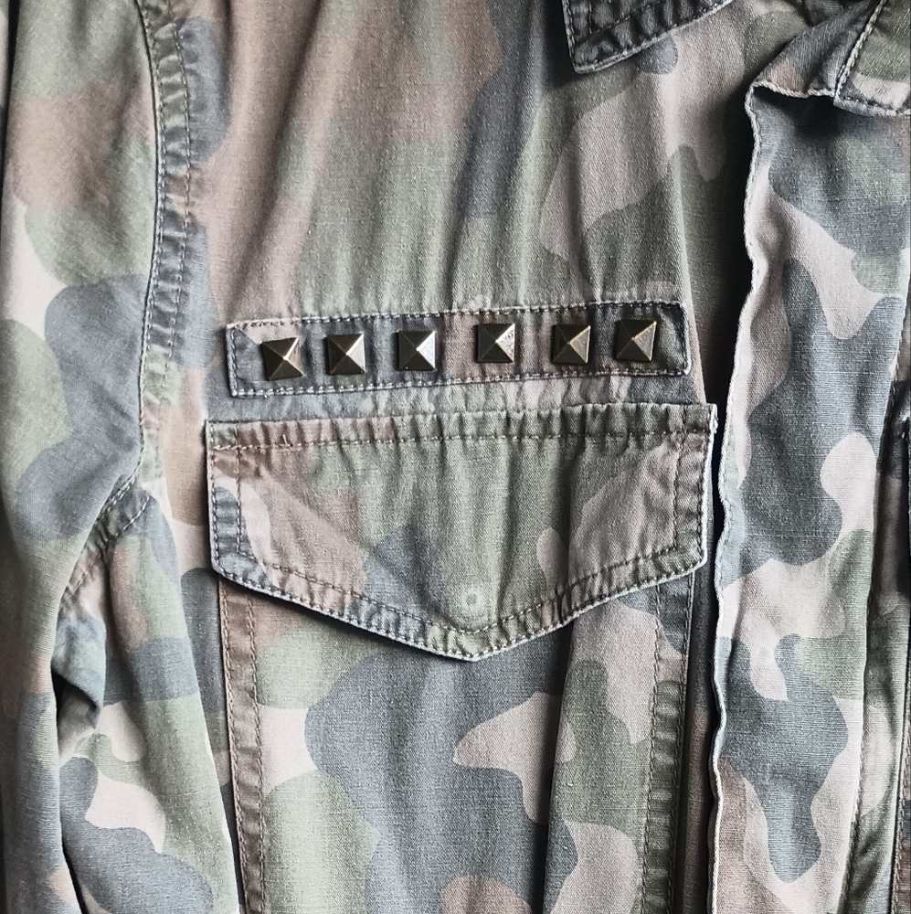 Mudd - Picture 4 of 6